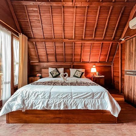 Gayatri Bungalows Batununggul Exteriör bild