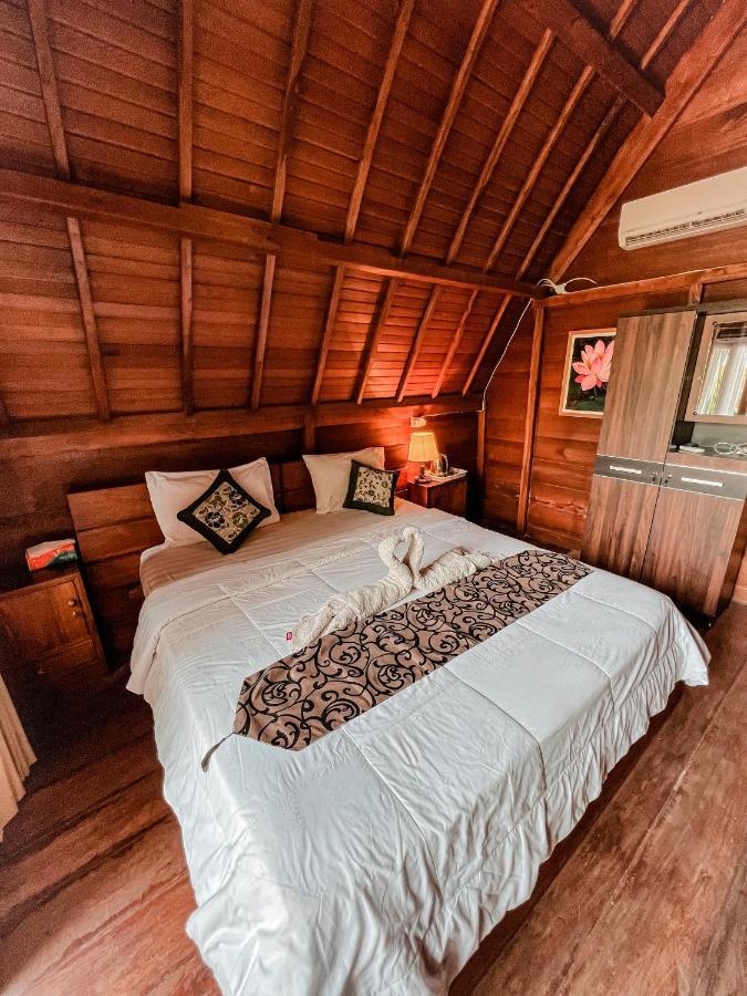 Gayatri Bungalows Batununggul Exteriör bild