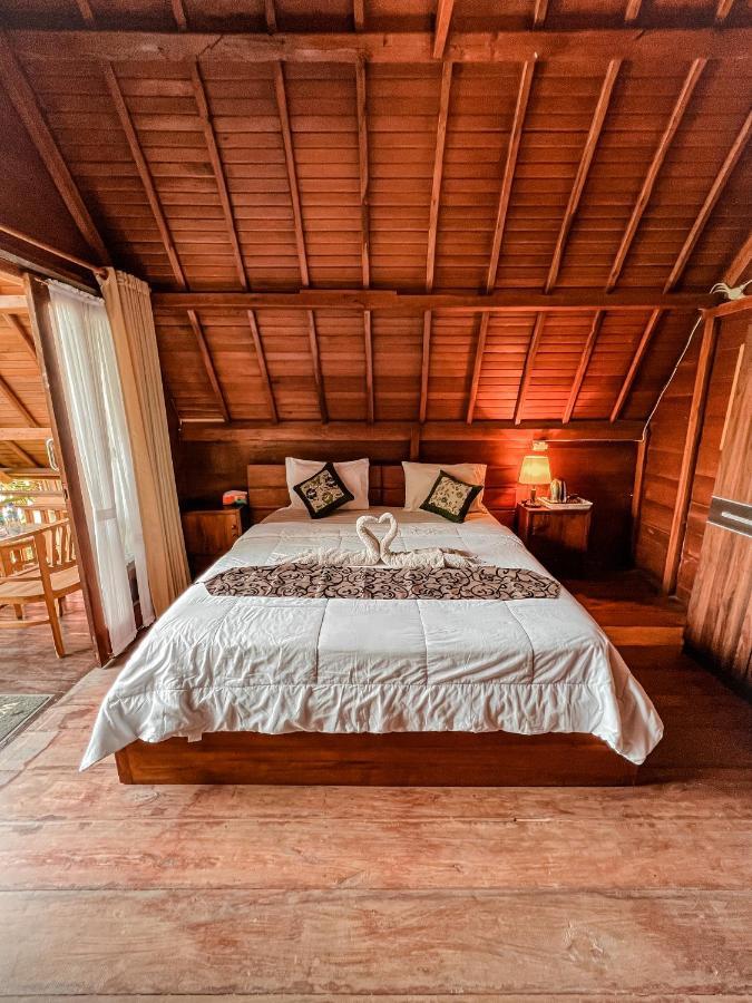 Gayatri Bungalows Batununggul Exteriör bild